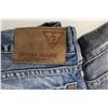 Image 3 : (2) Pairs Of Guess Jeans Around Size 30 - 31