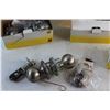 Image 2 : (4) Yale Door Knob Sets