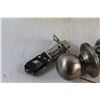 Image 4 : (4) Yale Door Knob Sets