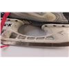 Image 4 : (2) Bauer Hockey Skates: Size 7D & 6D - Some Wear