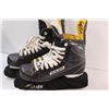 Image 5 : (2) Bauer Hockey Skates: Size 7D & 6D - Some Wear