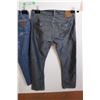 Image 8 : (2) Jeans: Levi's & Wrangler - Size 34
