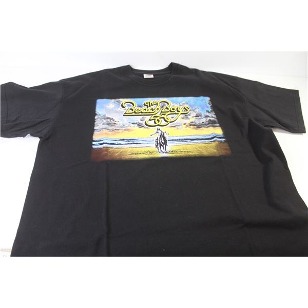 The Beach Boys Fruit of the Loom t-shirt, Size XXL