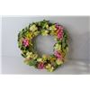 Image 2 : Plastic Basket and Flowered Wreath