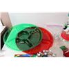 Image 3 : Assorted Christmas Decorations