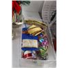 Image 9 : Assorted Christmas Decorations