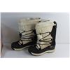 Image 6 : Kids Rubber Boots - Size 1 & Baffin Winter Boots - Size 6
