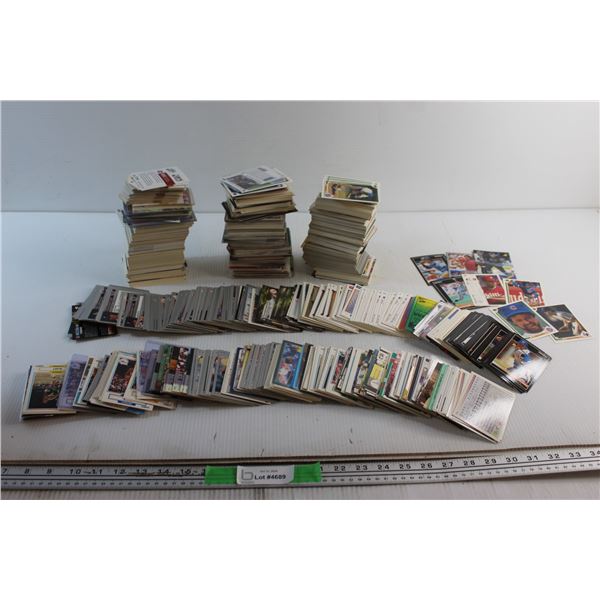 (100+) Sports Collectible Cards - Baseball, Hockey & Misc.