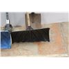 Image 4 : *(2) Snow Shovels, Spade, and Manual Lawn Edger