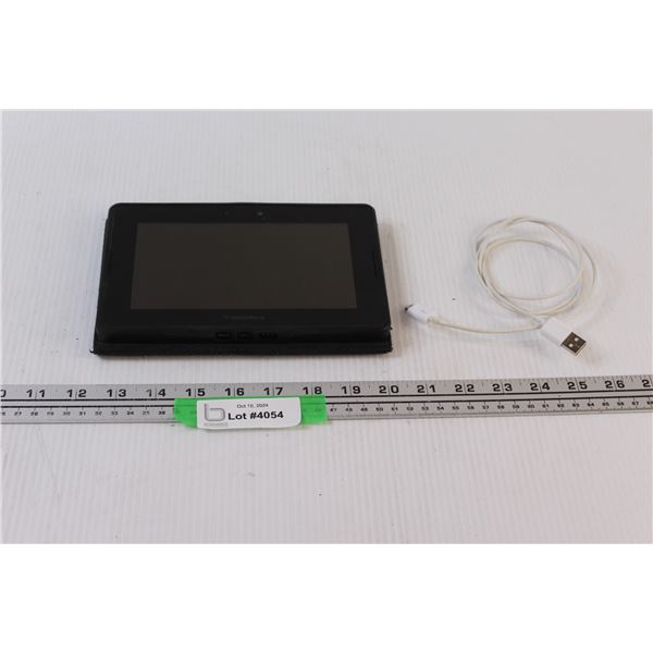 Blackberry Tablet & Case - 6" Screen w/ Charger - Powers On, as is