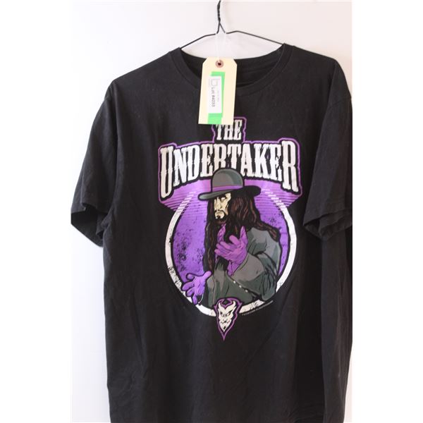 The Undertaker T-Shirt - Size Large