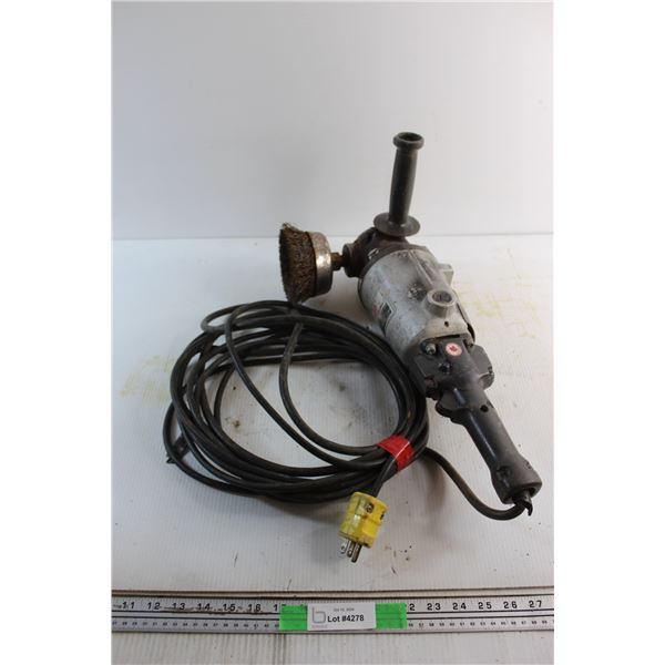 Black & Decker Heavy Duty Angle Grinder - Tested