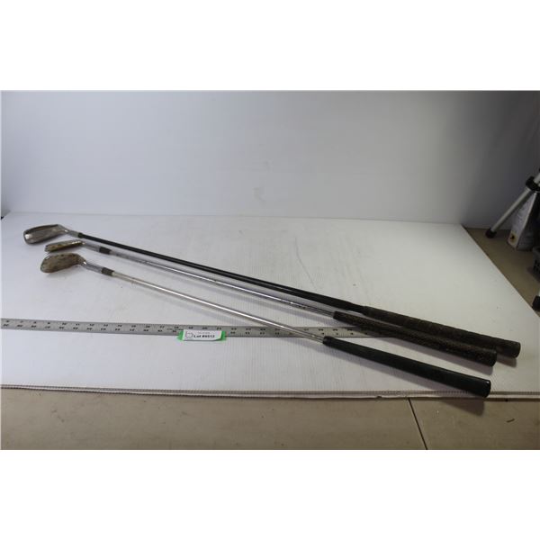 *(3) Right Hand Golf Clubs - (Spalding - Approach - Executive)