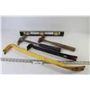 Image 1 : Faming Hammer - Ball Pean Hammer - (2) Prybars - Level