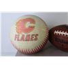 Image 2 : Unknown Plastic Case - Calgary Flames Basket Ball - Wilson Foot Ball