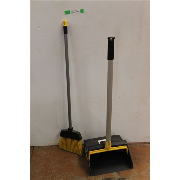 Broom and Dustpan Set