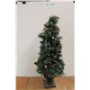 Image 1 : * Small Artificial Christmas Tree - 46"