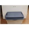 Image 1 : * Rubbermaid Tote Tub