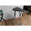Image 2 : (2) Folding Stools