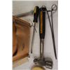Image 3 : Tool Bag With Assorted Tools