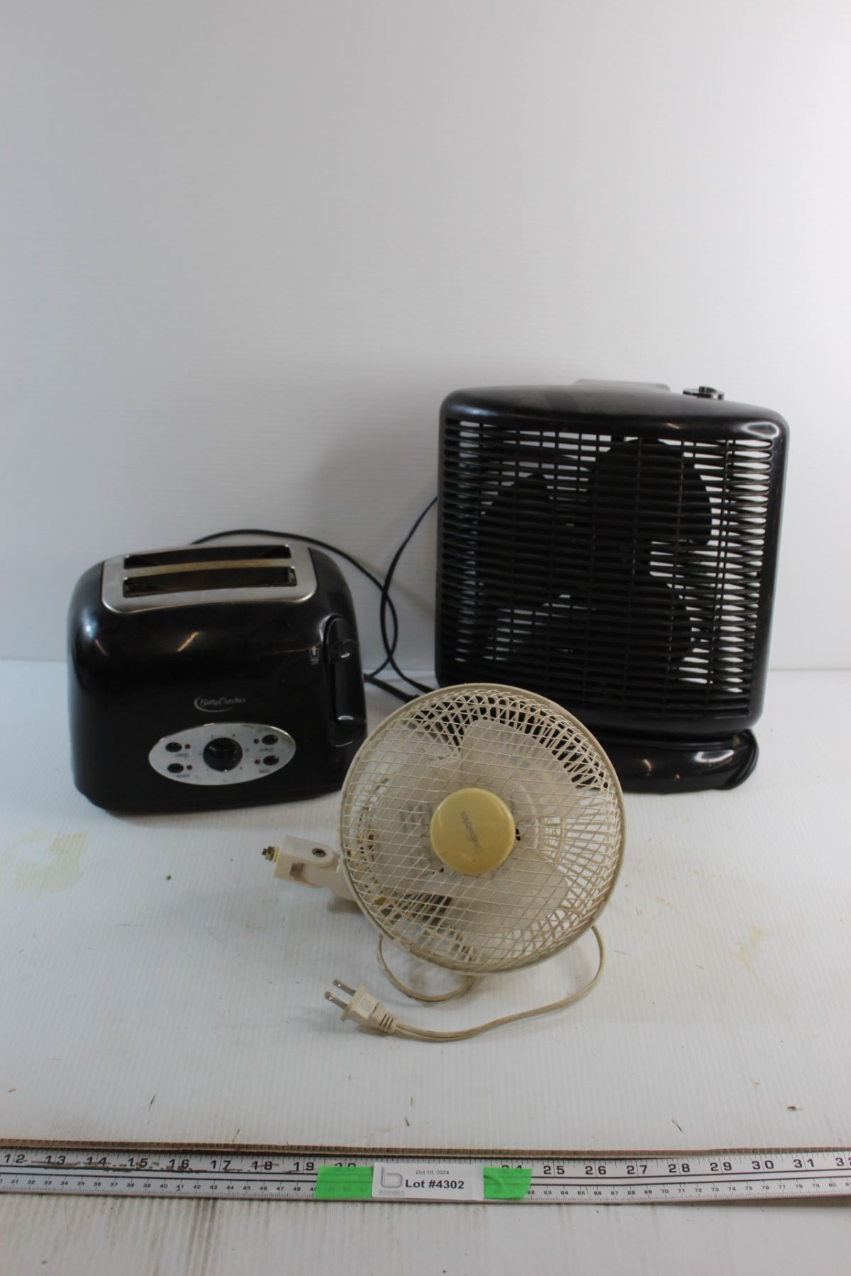 Toaster Fan Windemere & Homestyle's Fans and Betty Crocker Toaster - As Is ...