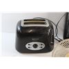 Image 3 : Windemere & Homestyle's Fans and Betty Crocker Toaster - As Is
