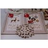 Image 3 : Christmas Lot: Christmas Wood Signs & Decor, Gift Bag