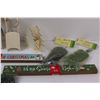 Image 3 : Christmas Lot: Signs, Wood DIY Paint Projects, Greenery Items