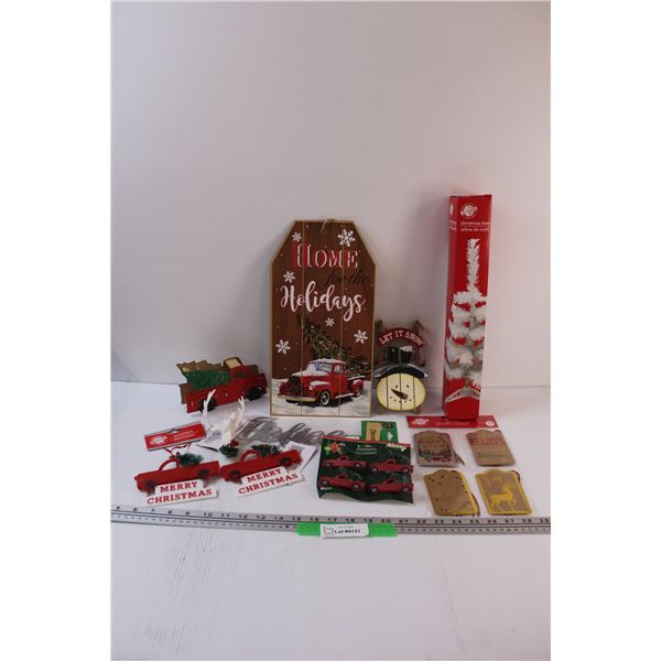 Christmas Lot: Wood Signs, Home Decor, Gift Tags, Mini Christmas Tree, Misc.