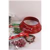 Image 4 : Christmas Lot: Berries, Mini Tree Ring, Mini Tree Decor, Misc.