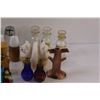 Image 4 : (14) Salt & Pepper Shaker Sets - as is