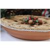 Image 5 : Christmas Lot: Pine Cones on Ribbon & Potpourri Pie Dish