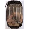 Image 4 : Vintage Canadian General Electric Company Toaster- Powers On