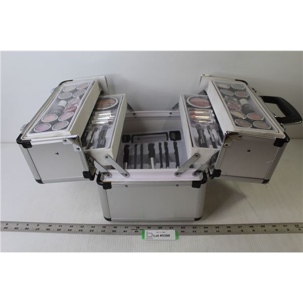 Aluminum Make-up Train Case