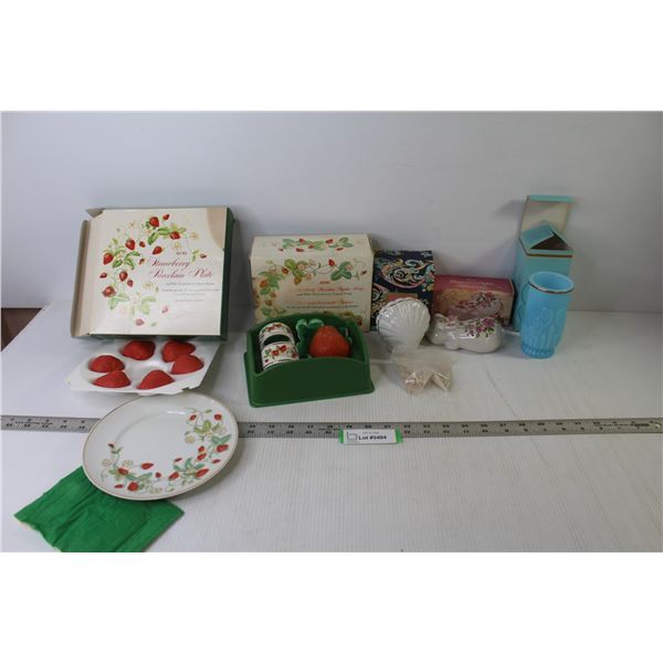Avon - Soaps - Ceramic Plate & Napkin Rings - Blue Glass - Ceramic Powder Holders