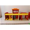 Image 6 : Fisher Price Fire House Post Office Theater, Fisher Price Police Barber and garage Shop