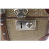 Image 2 : Vintage Suitcase - 26" x 16" x 8"