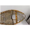 Image 4 : Pair of Snow Shoes - 42" x 12"