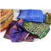 Image 4 : Wicker Basket With Cloths