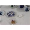Image 4 : Blue Delft, Art Glass Flower, Glass Penguin Candle Holder