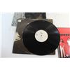Image 7 : (5) Vinyl Records - the White Stripes, Emmylou Harris and Gone Girl