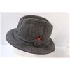 Image 4 : (2) Hats: Lee Size 7 & Gentleman's Hat Size 7