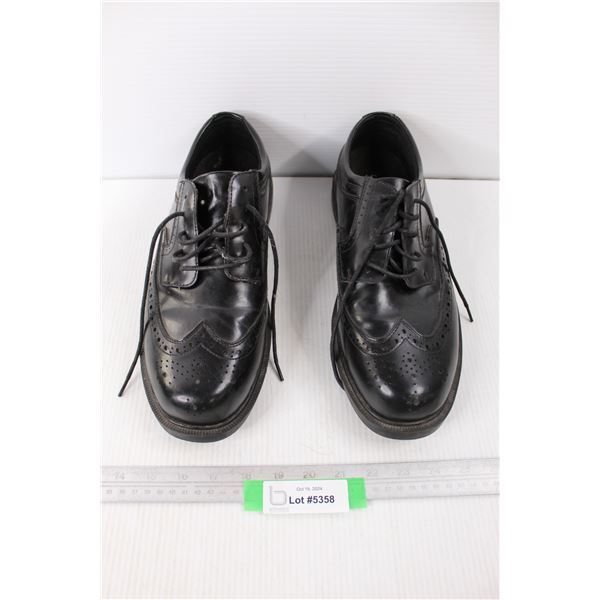 Black Leather Deer Stag Shoes- Size 11- Used