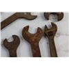 Image 8 : Adjustable Wrench, Wrenches and Box Cutter