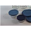 Image 2 : Pyrex Glass Bowls with Lids