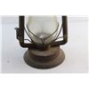 Image 4 : Antique Sept 1905 Kerosene Lantern
