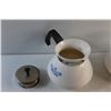 Image 5 : (2) Corning Ware Coffee Pots - Cornflower Blue