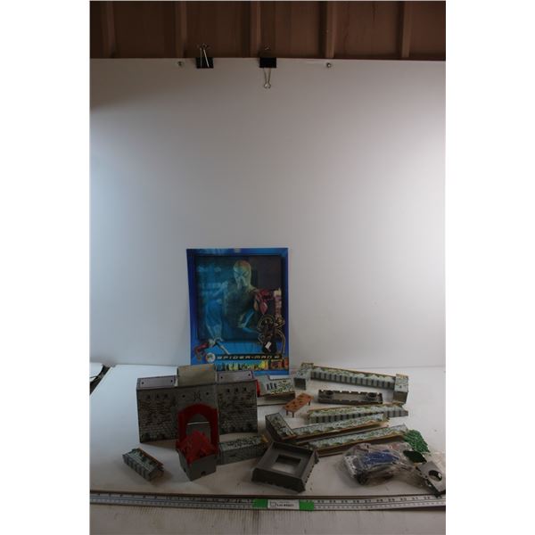 Holographic Spider Man Poster and Tin Toy Center
