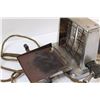 Image 2 : Antique Toaster - Powers On, as is