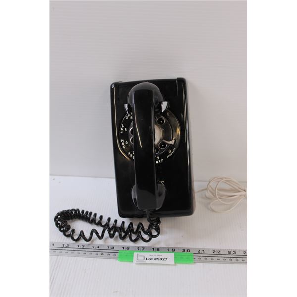 Vintage Black Landline Telephone - as is